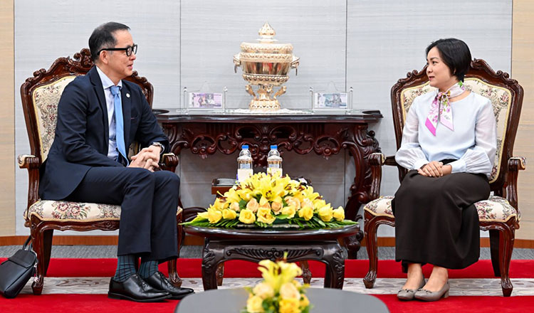 AMRO calls to safeguard banking trust, credit quality in Cambodia
